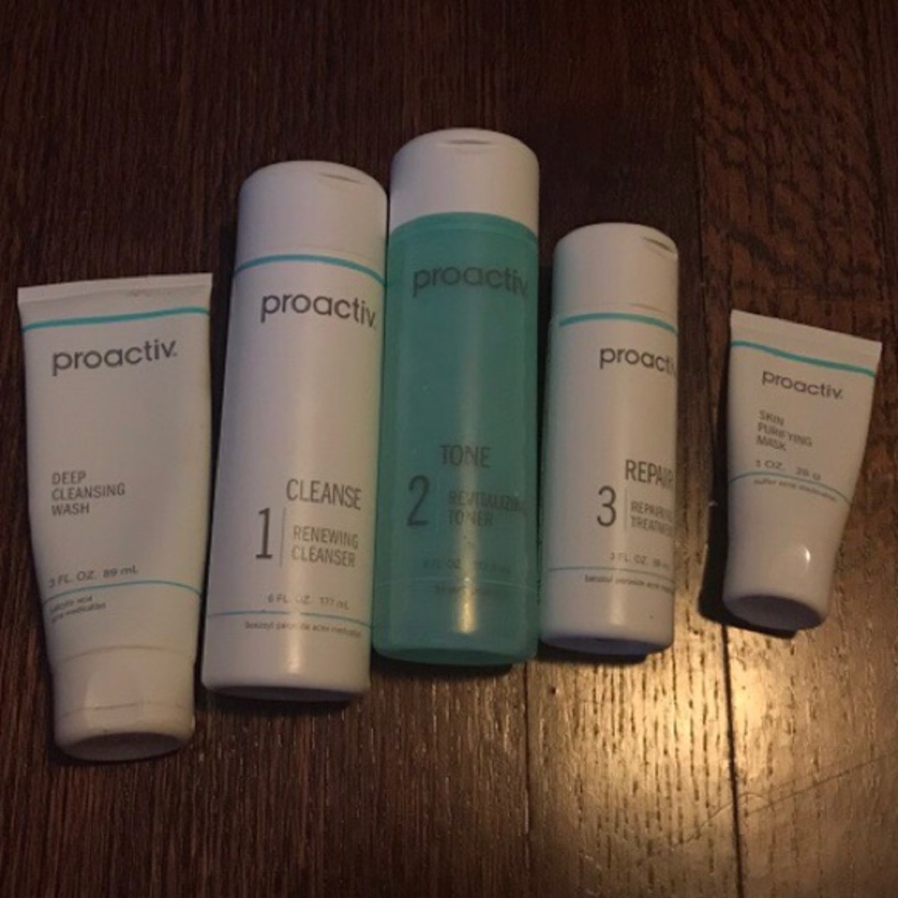 Proactiv skin care bundle